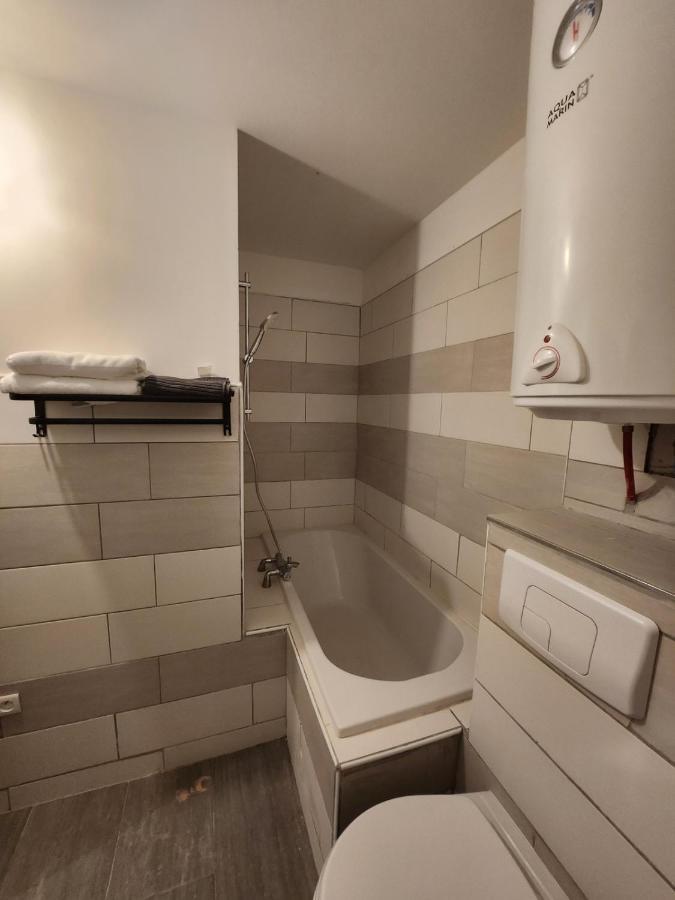 Agreable Appartement, Lumineux 巴勒迪克 外观 照片